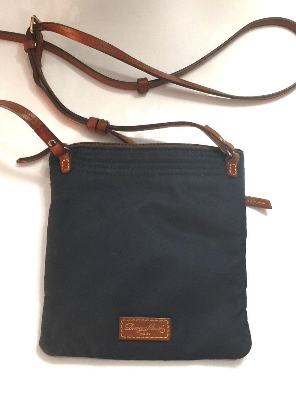 DOONEY AND BOURKE FABRIC CROSSBODY-NWOT - Picture 2 of 4